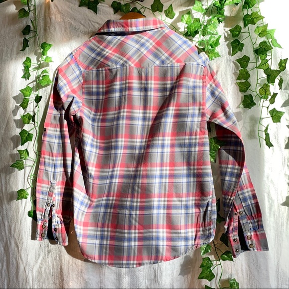 Button down, long sleeve, plaid, flannel shirt - Picture 2 of 6